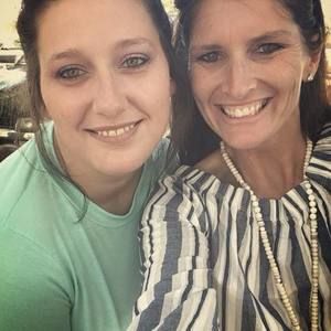 Meet your Posher, Della